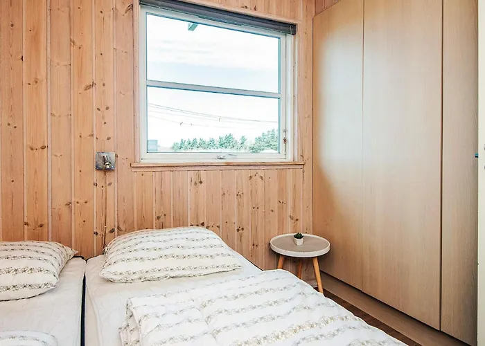 16 Person In Lokken-by Traum * Norre Lyngby
